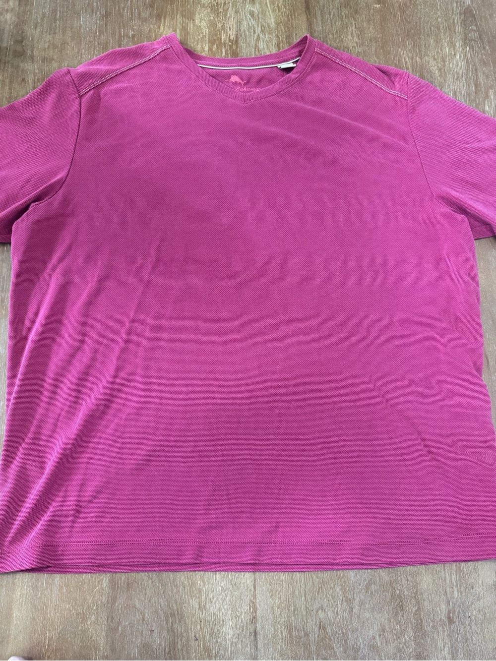 Tommy Bahama Men's Short-Sleeve Tee in Fuchsia Pink